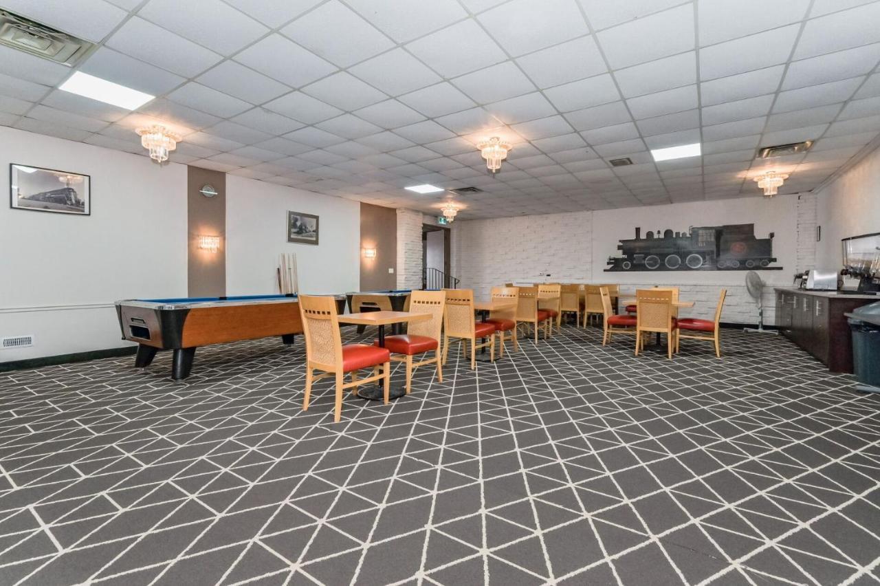 King Hotel Palmerston Екстер'єр фото