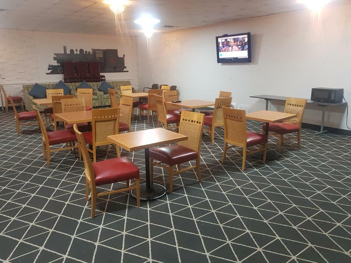King Hotel Palmerston Екстер'єр фото
